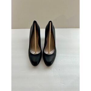 Clarks Carlita Cove black leather pump Women's Size 7